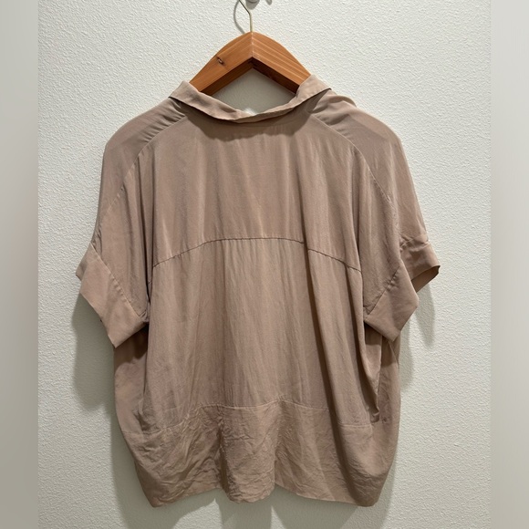 Everlane 100% Silk blouse - Picture 5 of 8